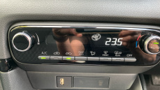 Toyota Yaris 1.5 Hybrid Icon 5dr CVT Hybrid Hatchback